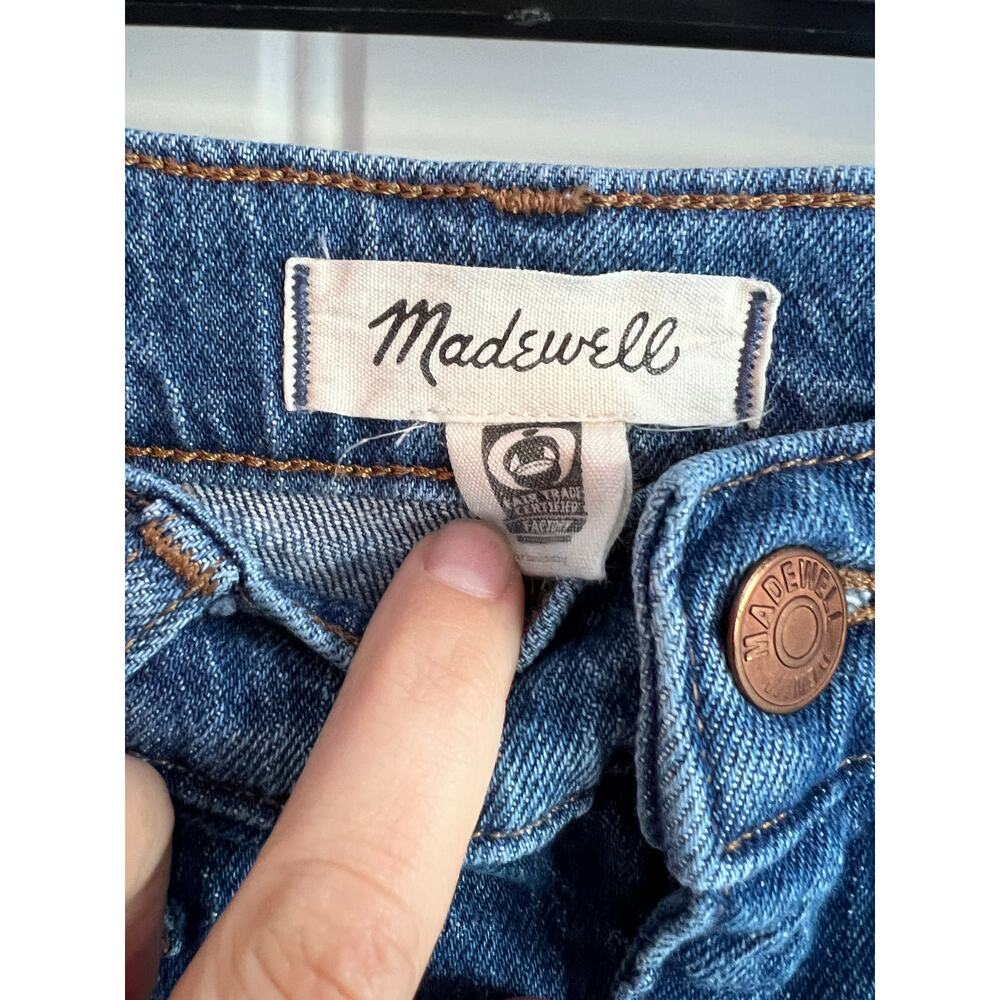 Madewell Jeans - The Highrise Slim Boyjean - Women's Size 27P - Picture 3 of 6